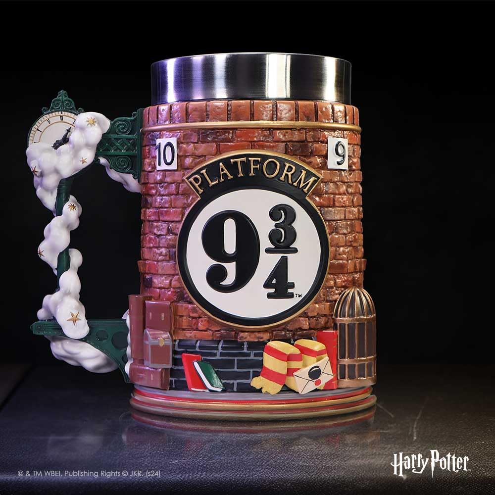 Harry Potter Platform 9 3/4 A Collectible Tankard by Nemesis Now 16cm