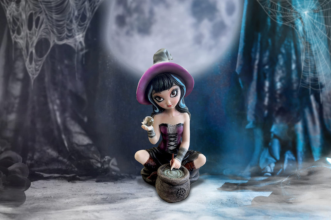 Pruedence Witch Figurine 15cm