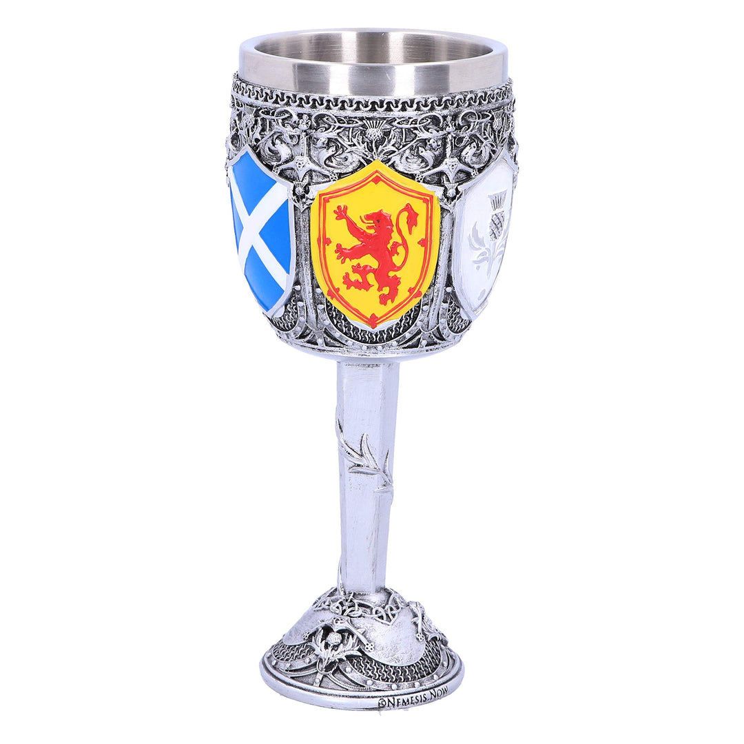 Goblet of the Brave Scottish Shield Glass 17cm