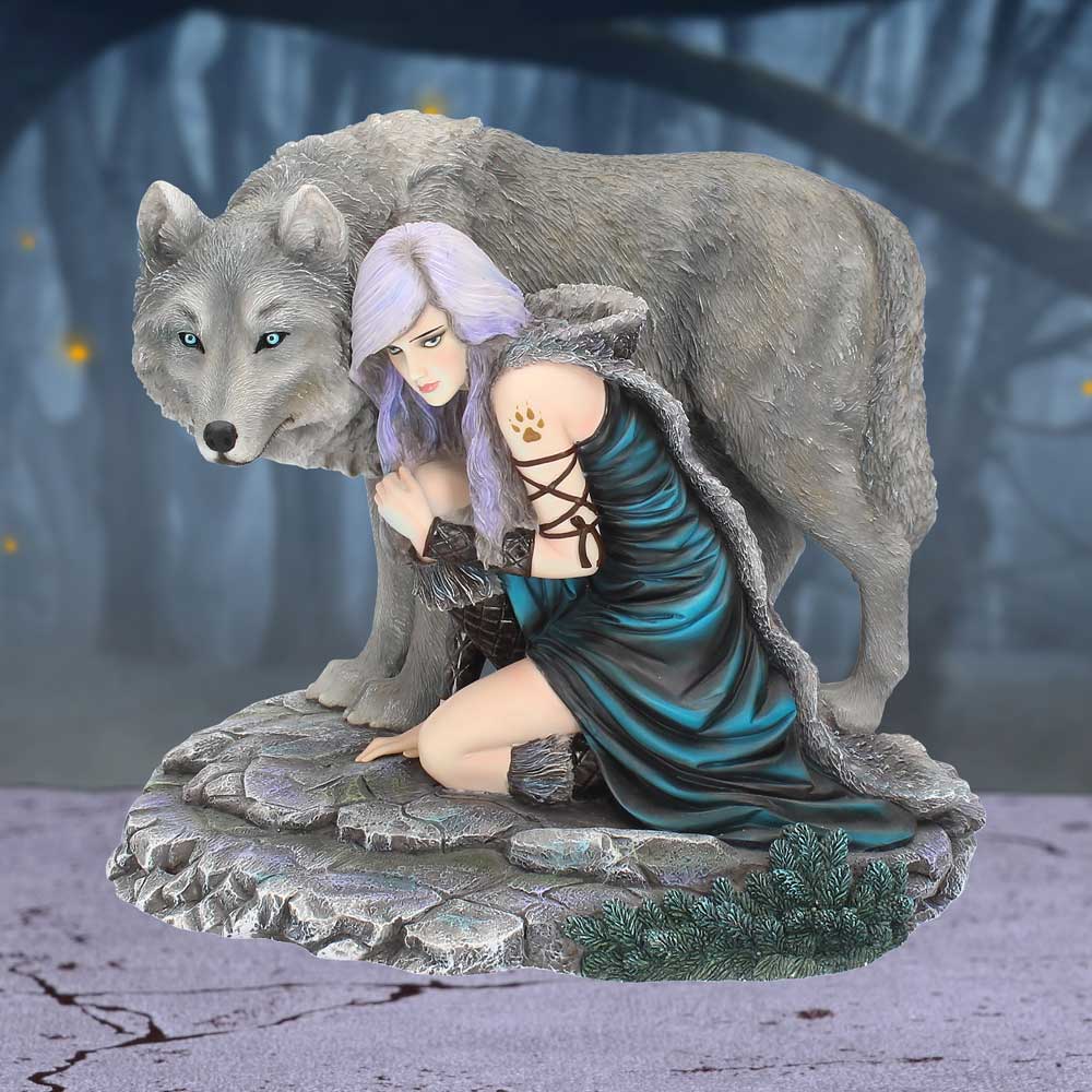 Protector Wolf Figurine by Anne Stokes Limited Edition Fantasy Ornament 25cm 7