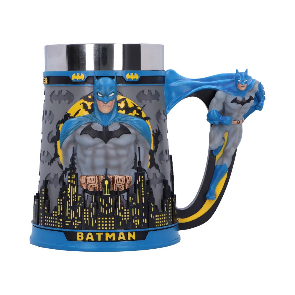 Batman The Caped Crusader City Skyline Tankard 15.5cm