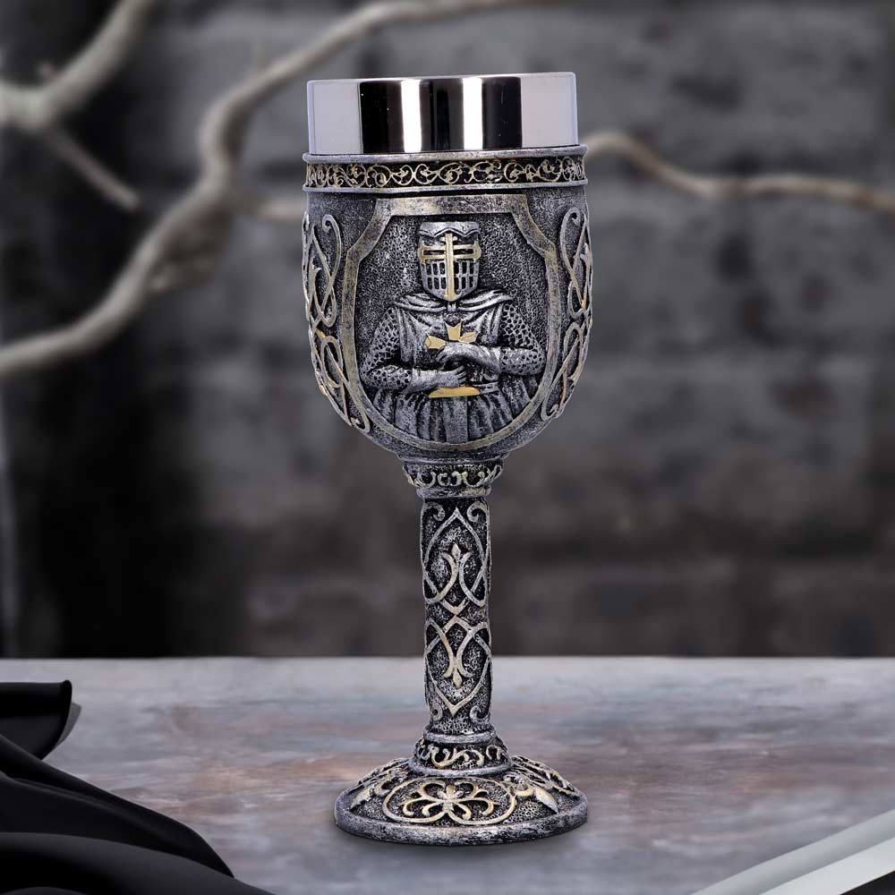 Armoured Medieval Knight Soldier Goblet 19cm 7