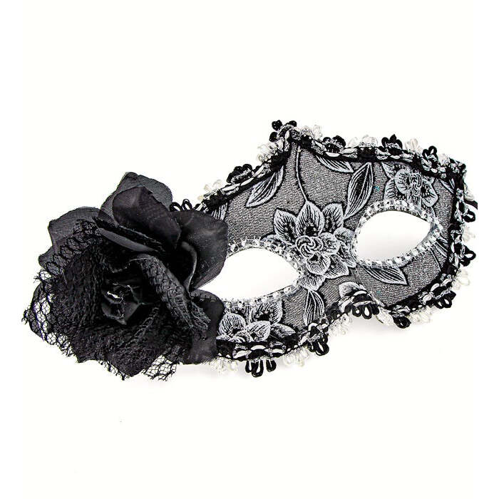  Flowers Eyemask With Black Rose