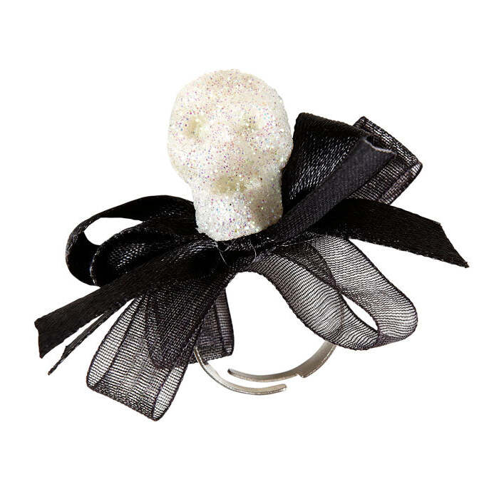  Skull & Bow Ring