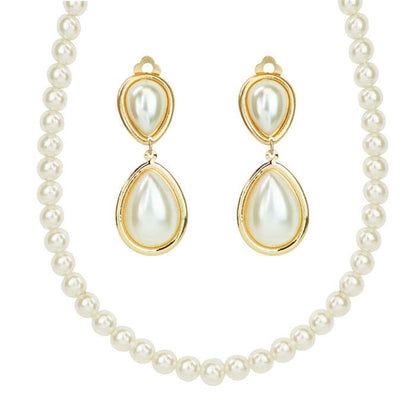 Marilyn Set  Pearl Necklace, Earrings 