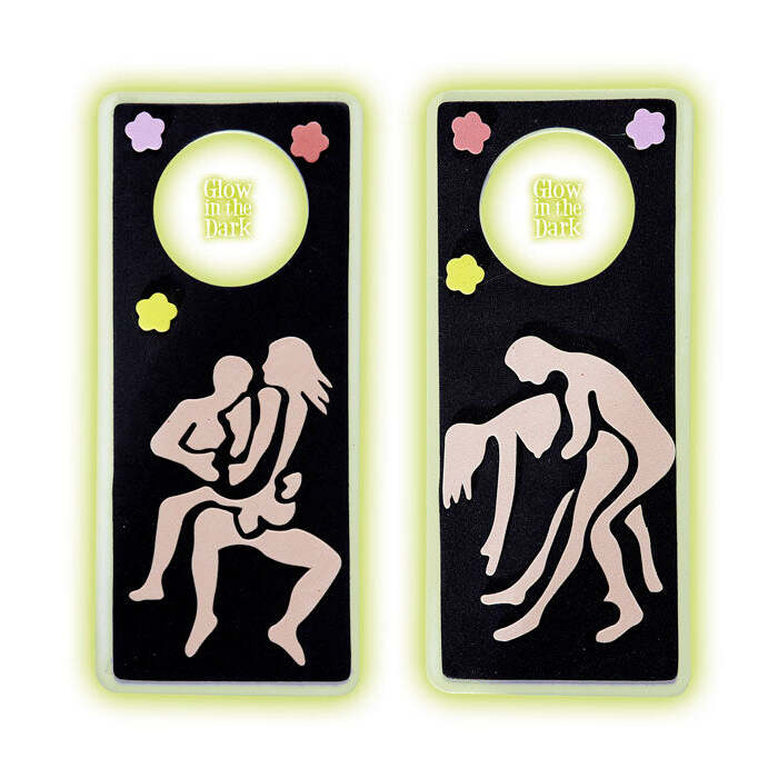 Glow In The Dark Door Hanger 2 Styles Ass.
