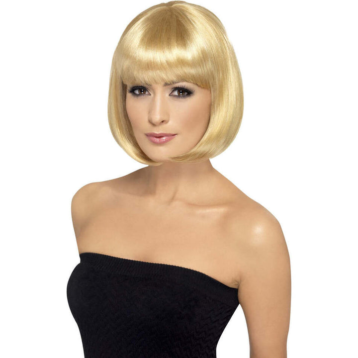 Partyrama Wig 12 Inch Adult Dark Blonde Short Bob with Fringe 1