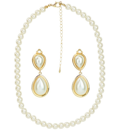 Marilyn Set  Pearl Necklace, Earrings 