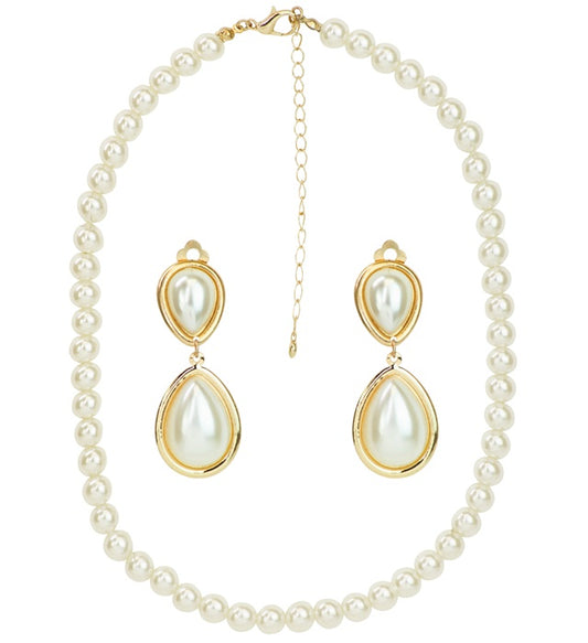 Marilyn Set  Pearl Necklace, Earrings 