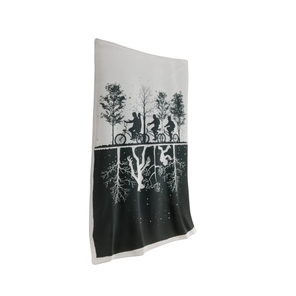Stranger Things Soft To Touch Throw 100 x 150cm