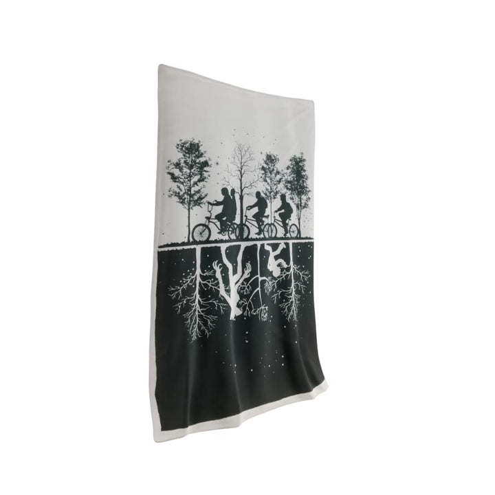 Stranger Things Soft To Touch Throw 100 x 150cm
