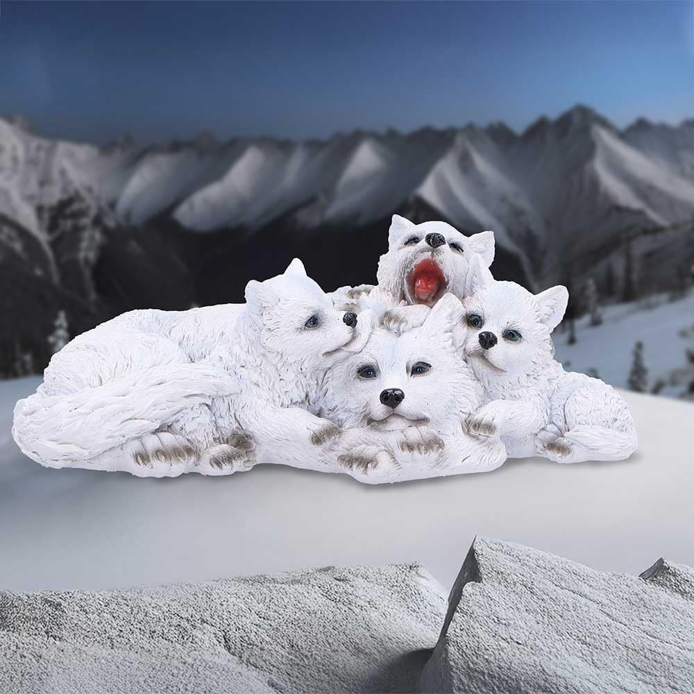 Winter Warmth Cuddling Wolf Puo Figurine 15cm