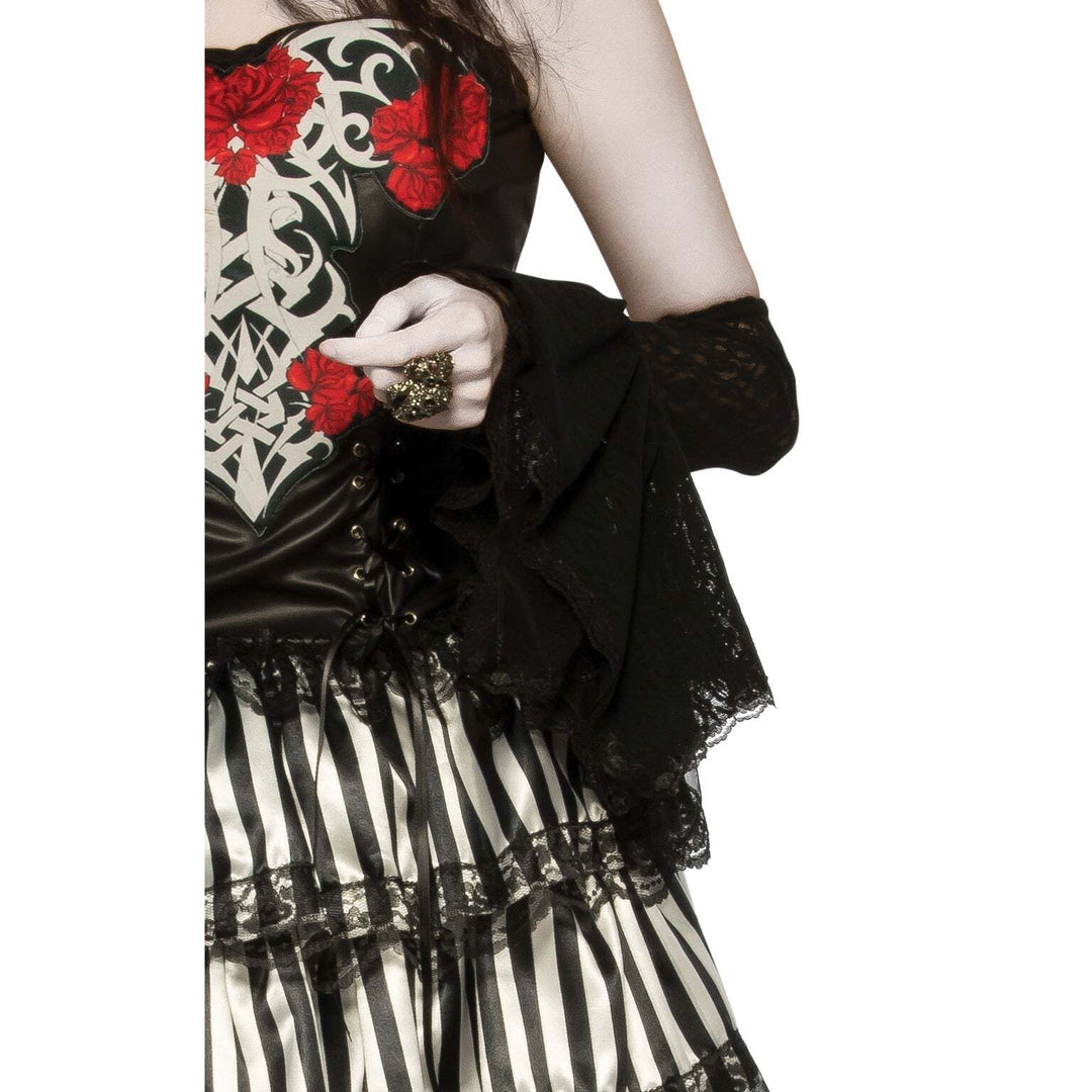 Grim Lace Witch Gauntlet 1