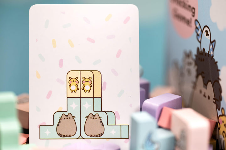 Alley Cat Games Pusheen The Stacking Board Game - Adorable Cat-Themed Dexterity Challenge - 2 to 6 Players Ages 6+ 15 Minutes - Stack Balance and Play with Pusheen and Friends