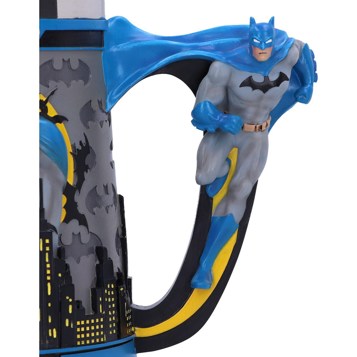 Batman The Caped Crusader City Skyline Tankard 15.5cm
