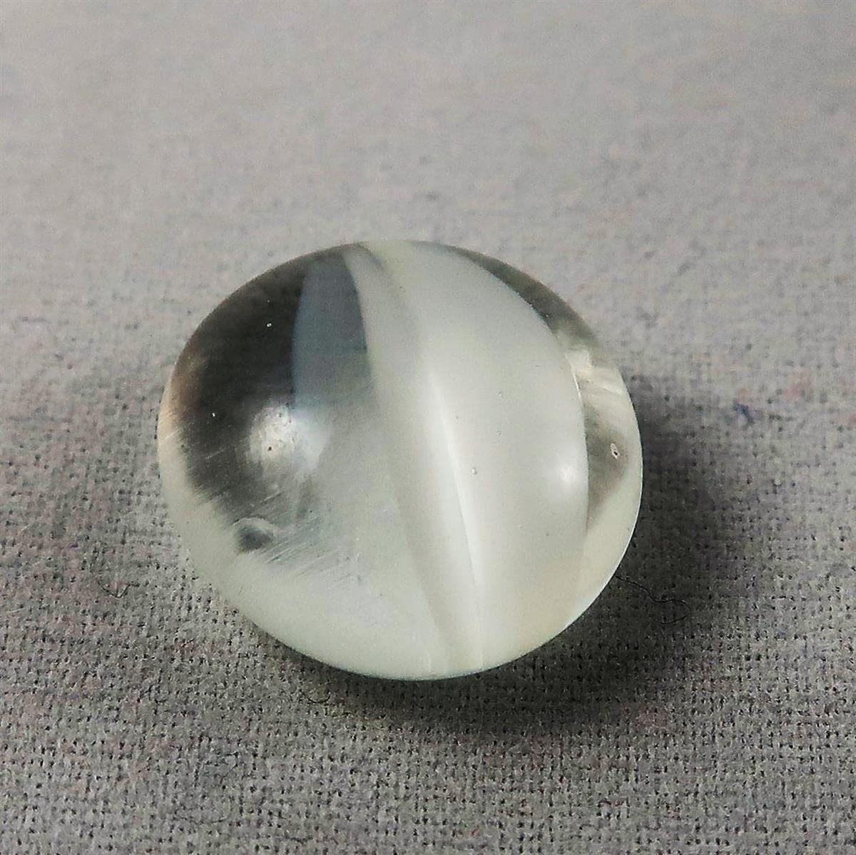 Chessex 01162 White Cats eye Glass Stones Qty 40 or more in 5 inches Tube 3