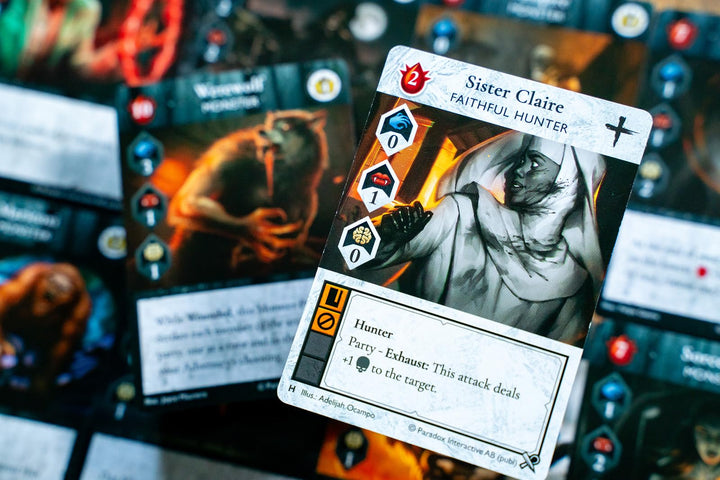 Vampire: The Masquerade Rivals Expandable Card Game The Hunters & The Hunted: Core Set - Everything Needed to Play, Card Game Based On The RPG, Ages 14+, 2-4 Players