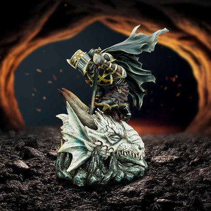 The Price of Valour Kneeling Knight with Slain Dragon Figurine 34.5cm 7