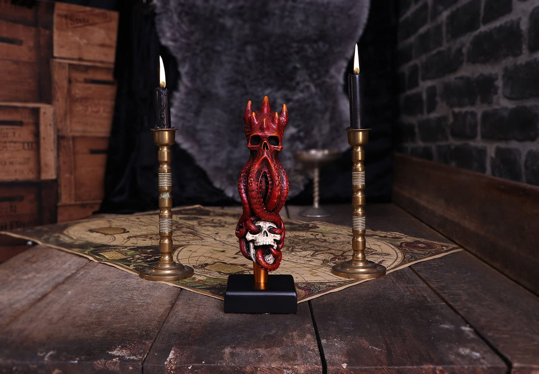 Krakens Hold Figurine 24cm