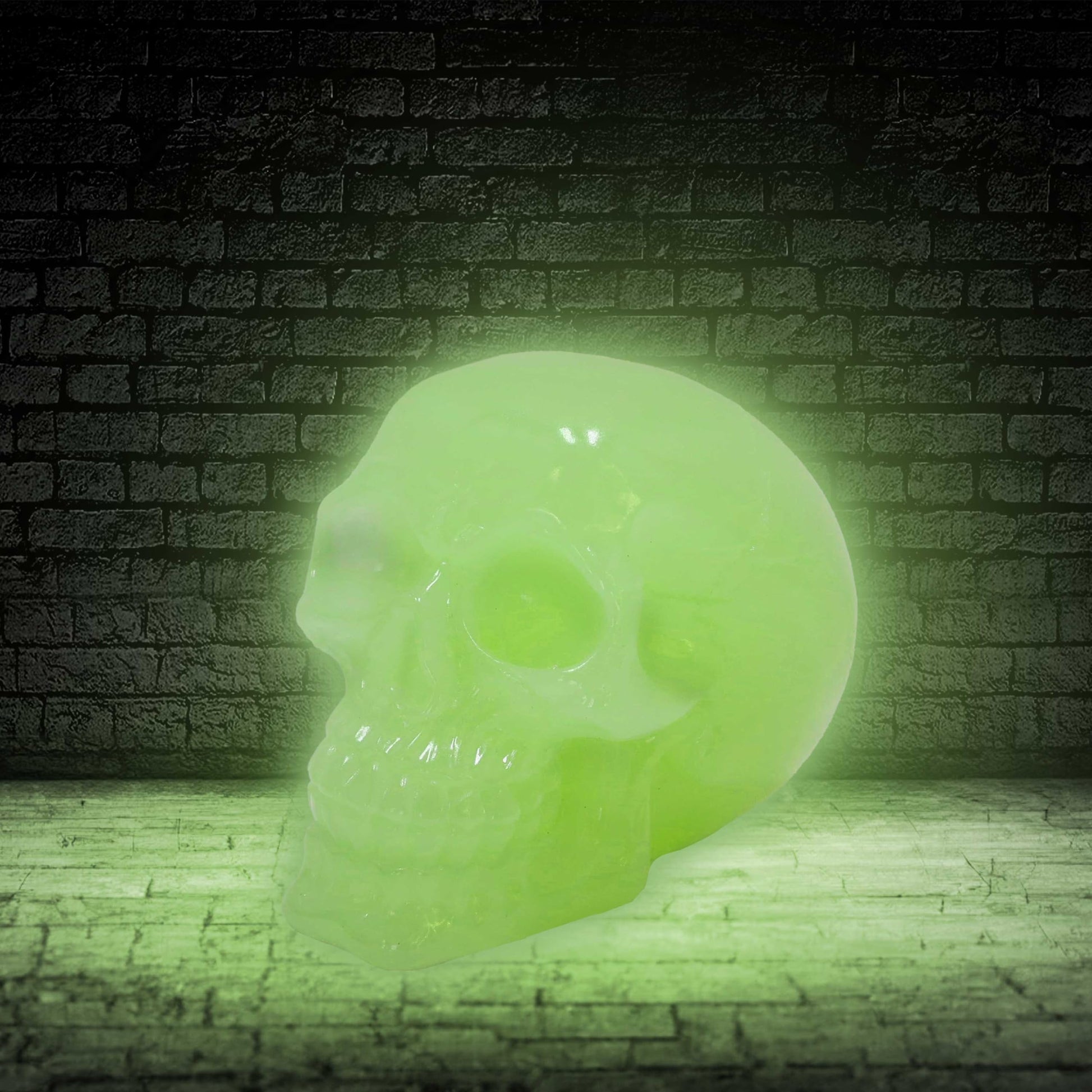 Phosphorescent Skull Head 10.5cm Small 5