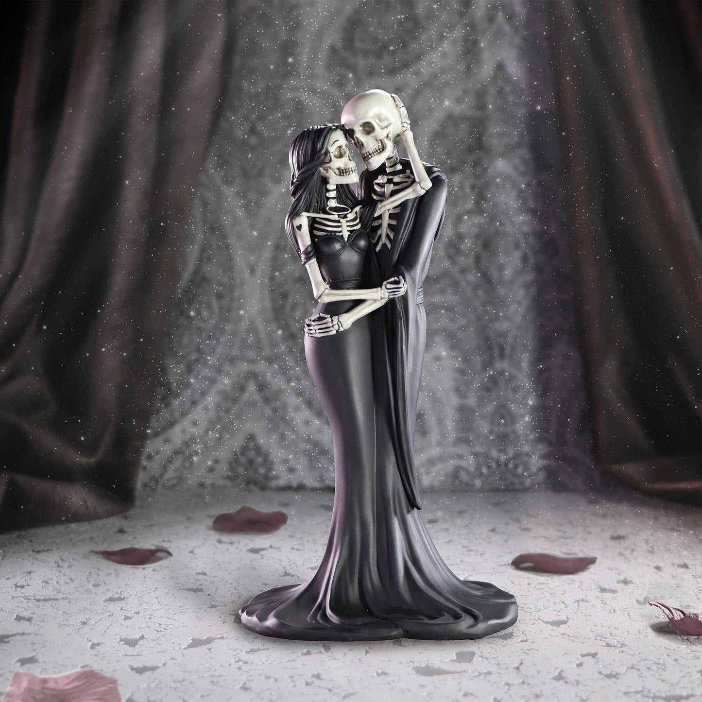 Eternal Embrace Gothic Skeletons Figurine 24cm Polyresin Painted Statue 7