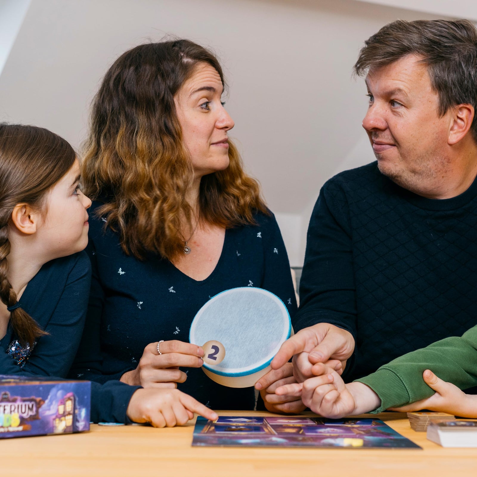 Mysterium Kids: Captain Echo's Treasure Board Game - Enchanting Cooperative Mystery Game for Young Detectives, Fun for Family Game Night, Ages 6+, 2-6 Players, 21 Minute Playtime, Made by Libellud 2