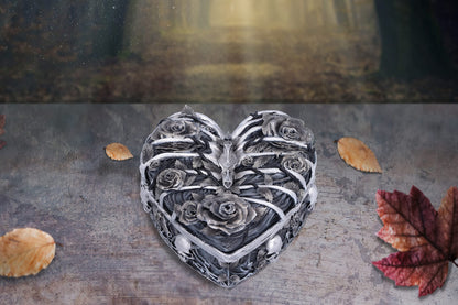Gothic Caged Heart Box 10.5cm 7