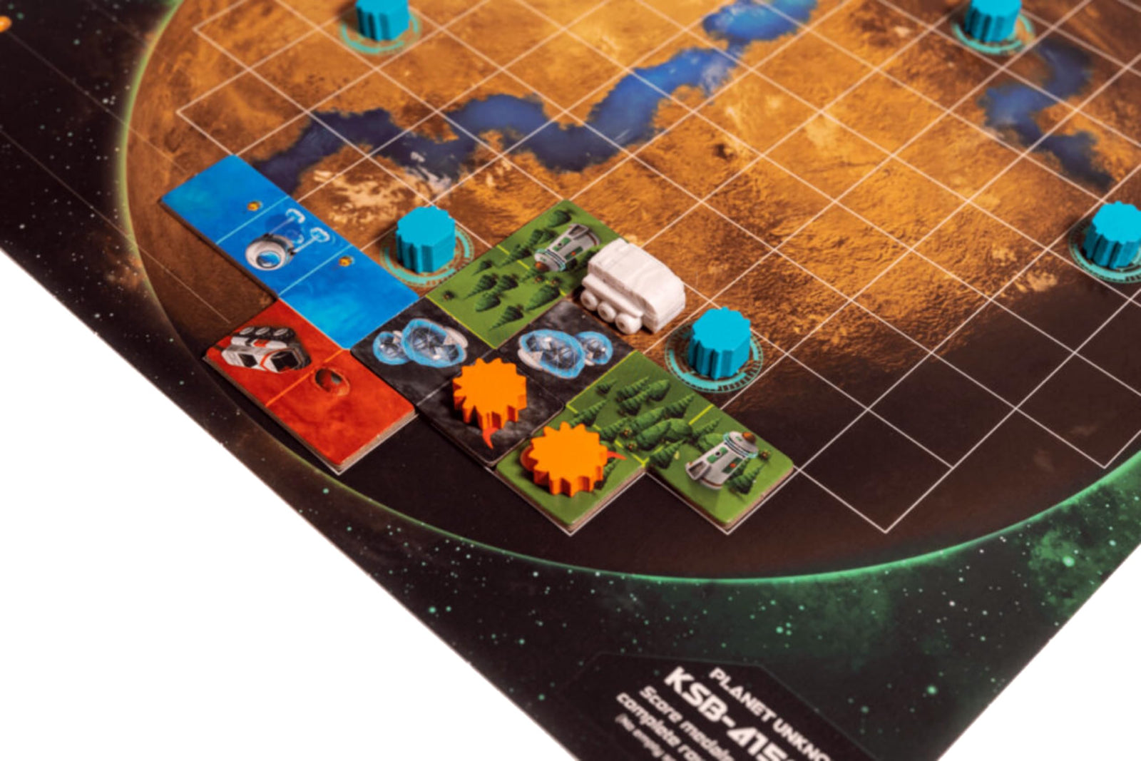 Planet Unknown Board Game by Adams Apple Games 2