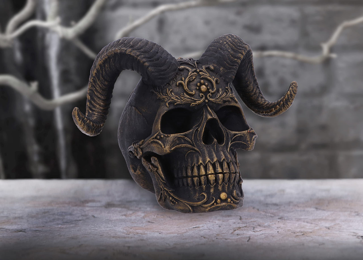 Diabolus Horned Skull 18cm 7