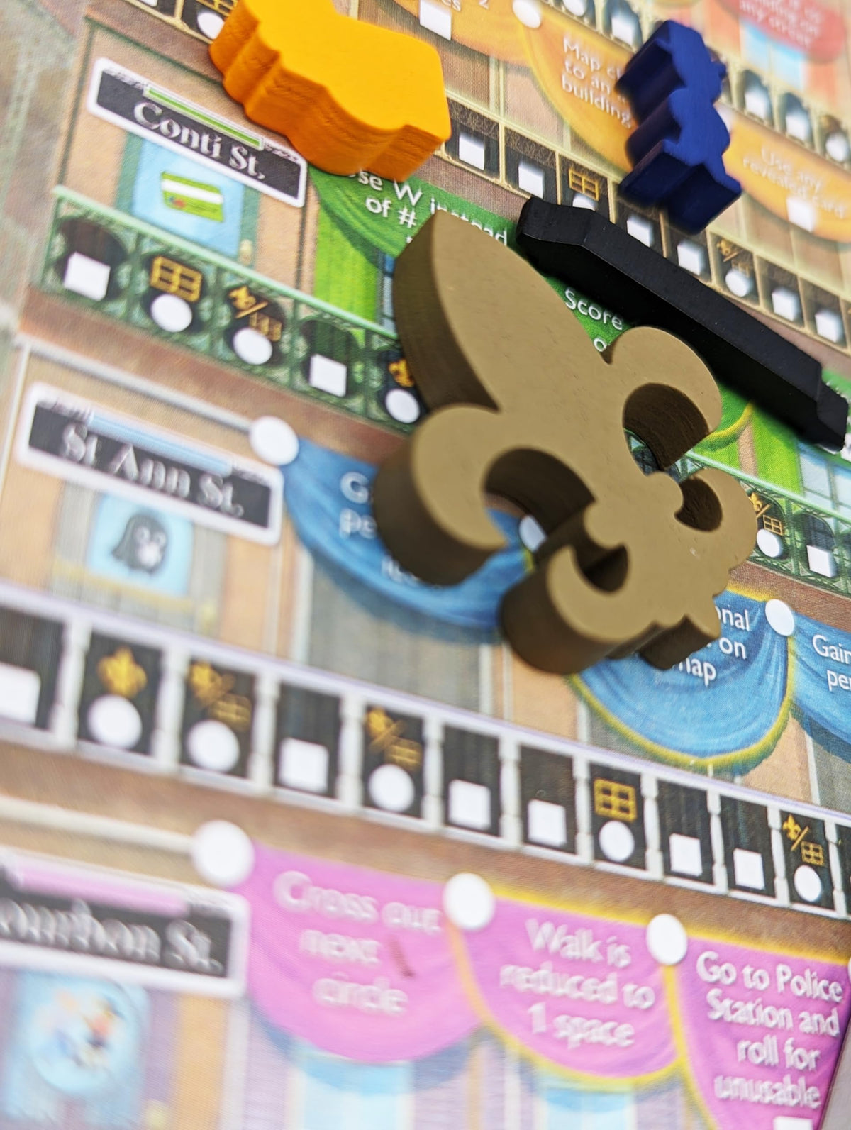 French Quarter: Stroll Through The Streets of New Orleans - Loaded Roll and Write Dice Game 4