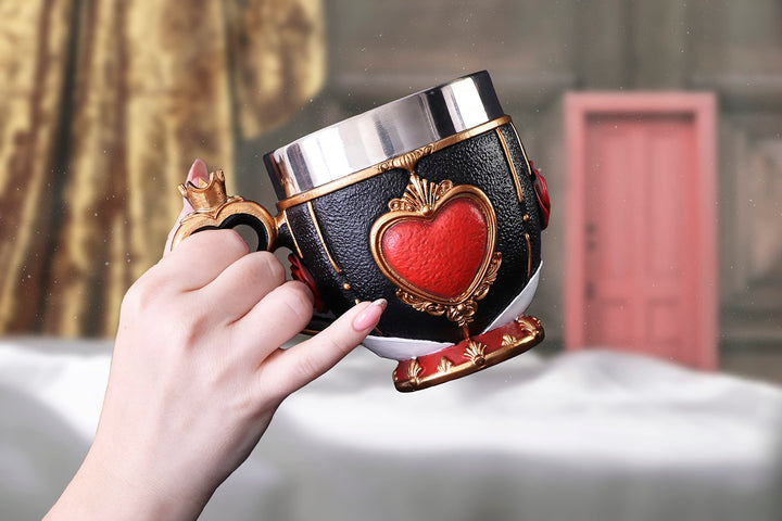 Pinkys Up Queen of Hearts Cup 11cm
