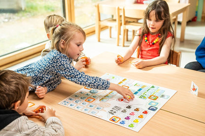 Concept Kids Animals Board Game