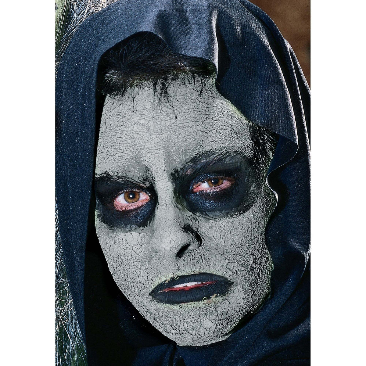 Grey Horror Flesh Make-Up 1