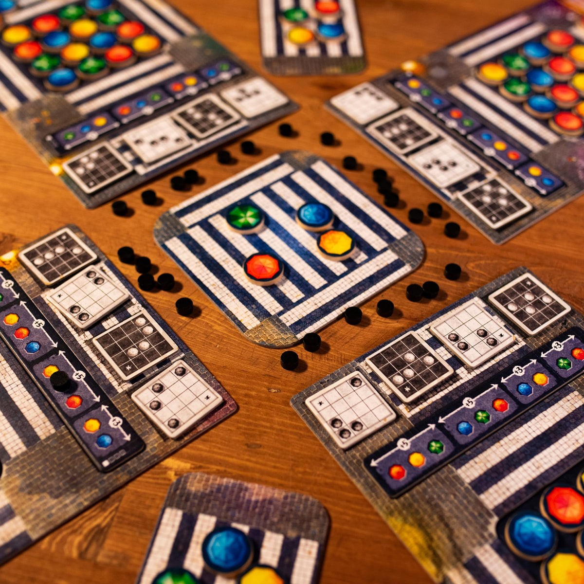 Pandasaurus Games Umbrella Board Game - A Vibrant New York City Strategy Game, Fun, Challenging Family Game for Kids & Adults, Ages 8+, 1-4 Players, 30 Min Playtime, Made by Pandasaurus Games 3