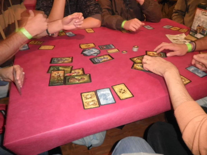 The Castle of the Devil Card Game by daVinci Editrice