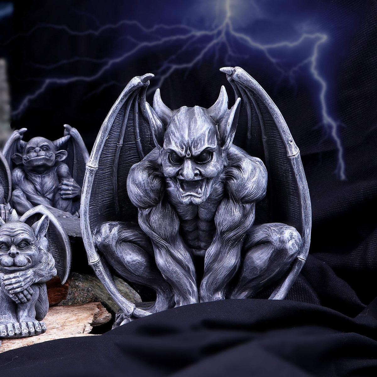Adalward Dark Black Grotesque Gargoyle Figurine 26cm 7