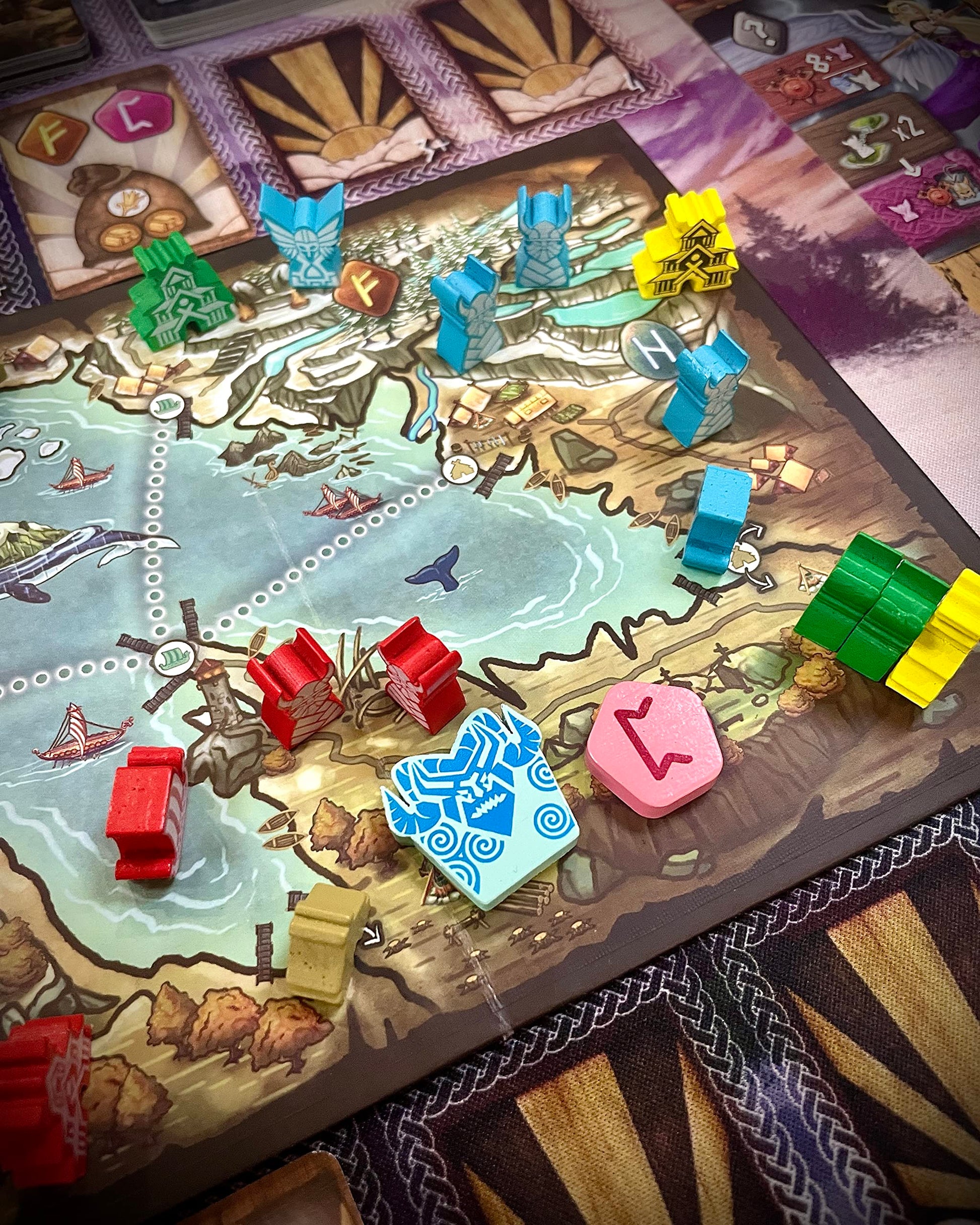 Tiny Epic Vikings Board Game by Gamelyn 6