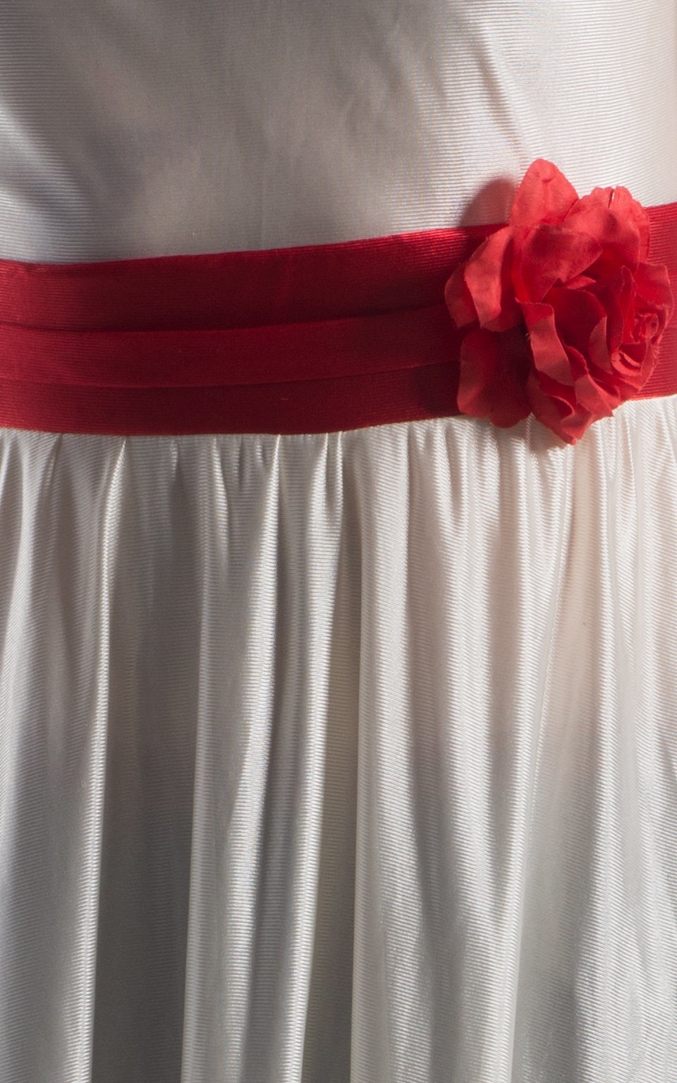 Deluxe Annabelle Costume 3