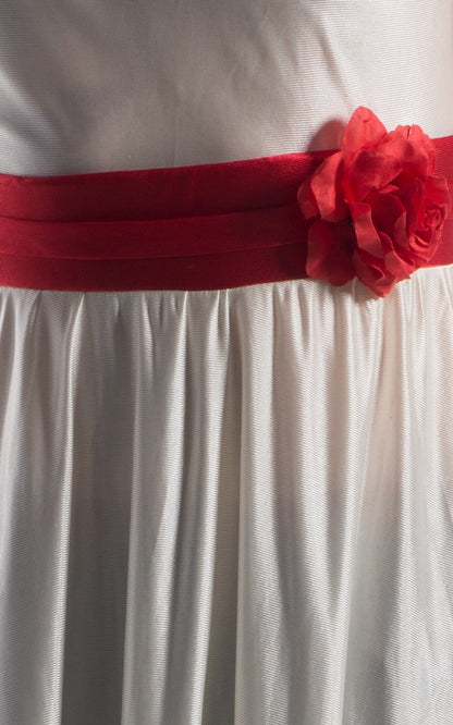 Deluxe Annabelle Costume 3