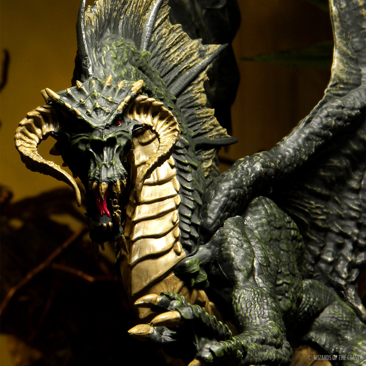 Dungeons and Dragons D&D Icons of the Realms Adult Black Dragon Premium Figure 17