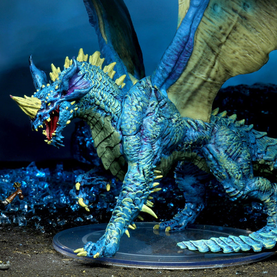 Dungeons and Dragons D&D Icons of the Realms Adult Blue Dragon Premium Figure 24