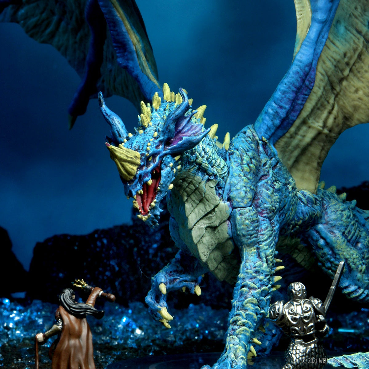 Dungeons and Dragons D&D Icons of the Realms Adult Blue Dragon Premium Figure 25