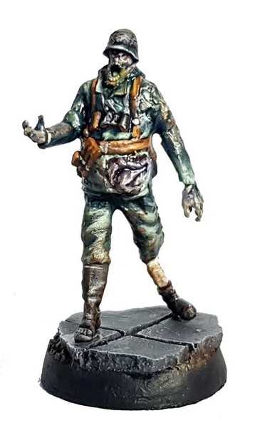 Advanced Zombies Miniatures Set Escape from Stalingrad Z Board Game by Raybox 4