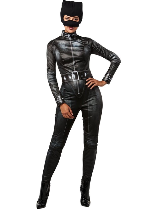 Selina Kyle Adult - Catwoman_1