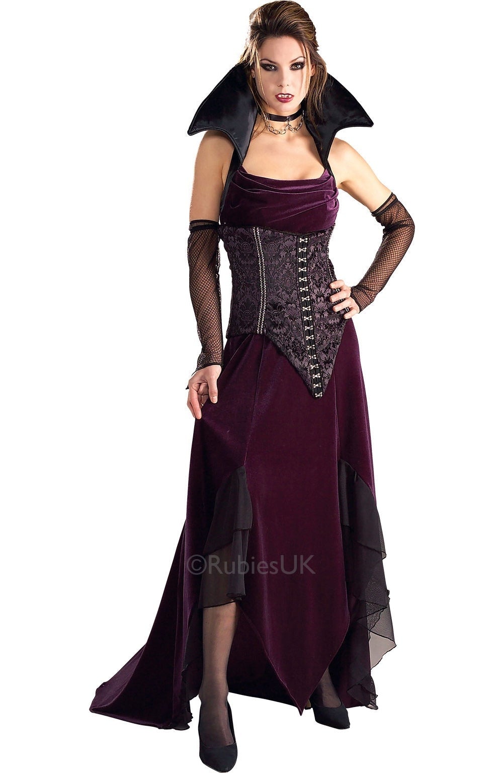 Vampira Costume 1
