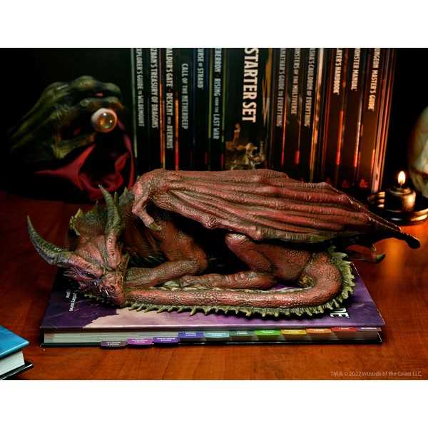 Pseudodragon Life Sized Figure D and D Replicas of the Realms Collectables by NECA 1