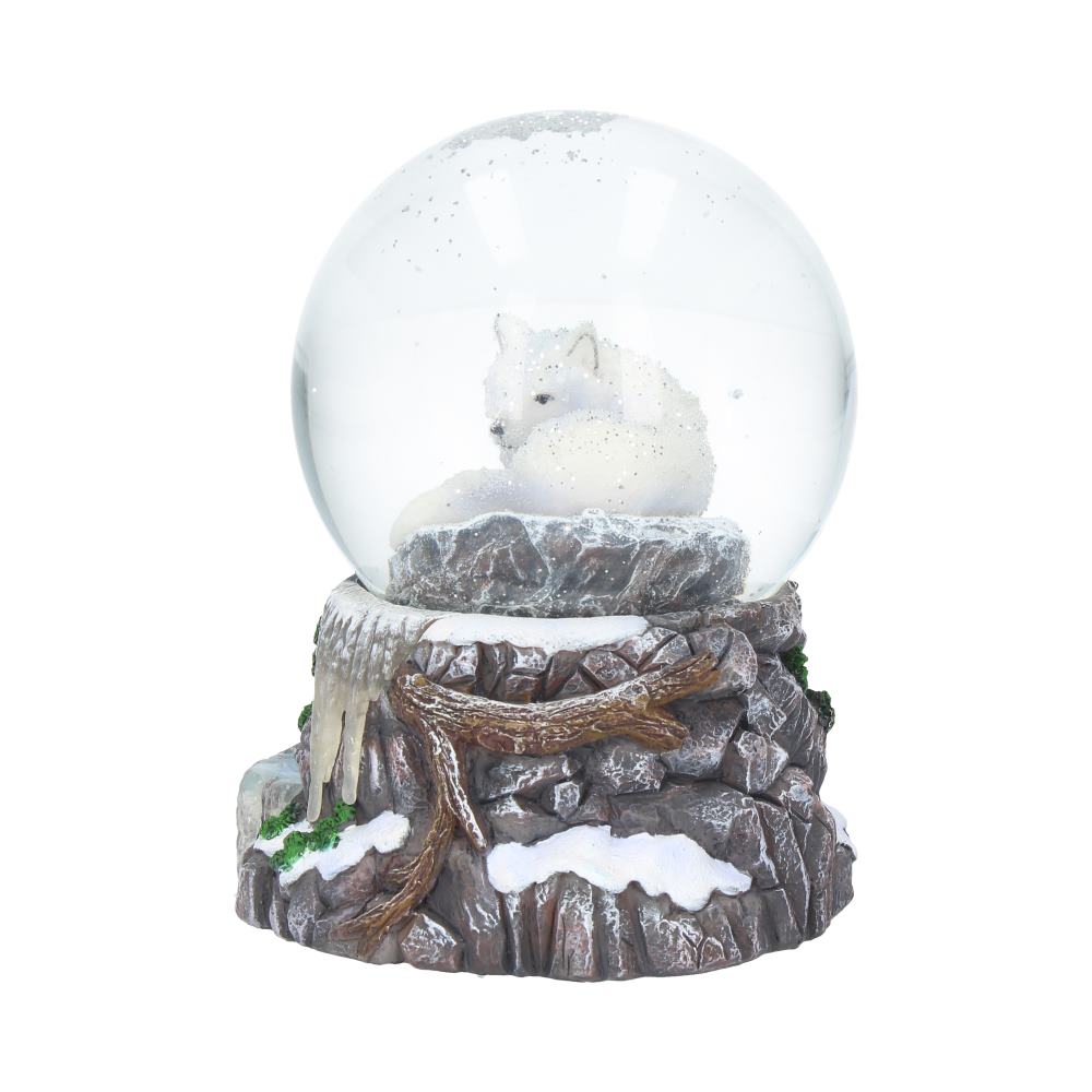 Guardian of the North Wolf Snowglobe 14.5cm 2