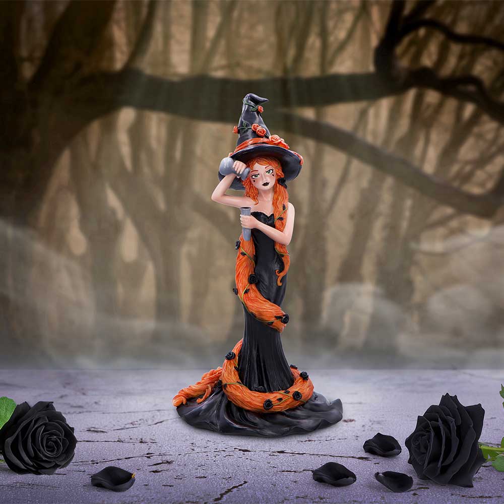 Cinnamon Sugar Spice Witch Figurine 23.5cm 7