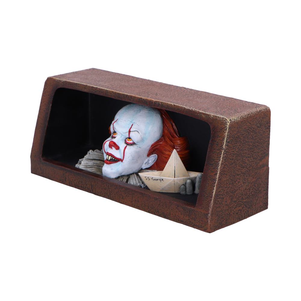 IT Pennywise Clown Drain Figurine 20cm Sound Activated Horror Decor 2