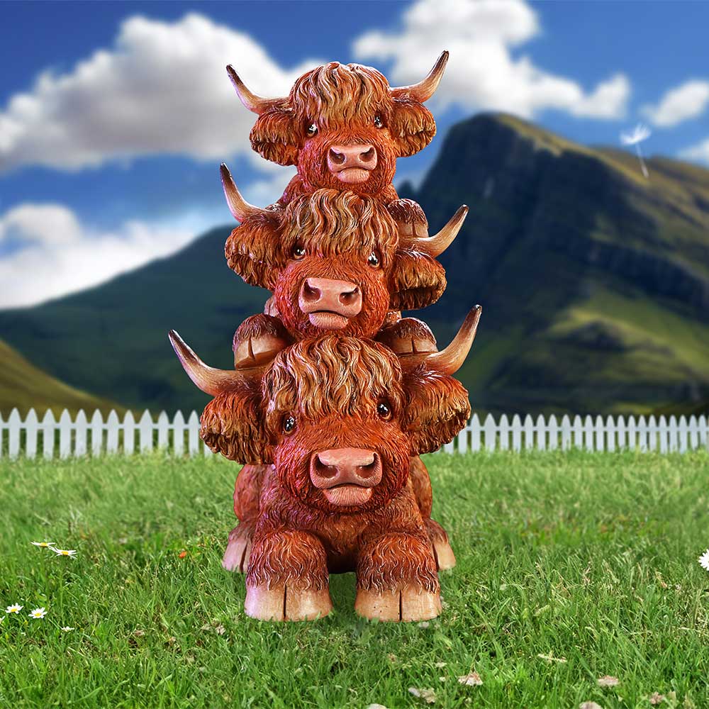 Highland Cow Totem Figurine 17.5cm 7
